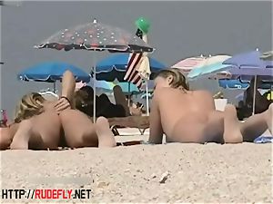 blonde model naturist on the bare beach voyeur vid